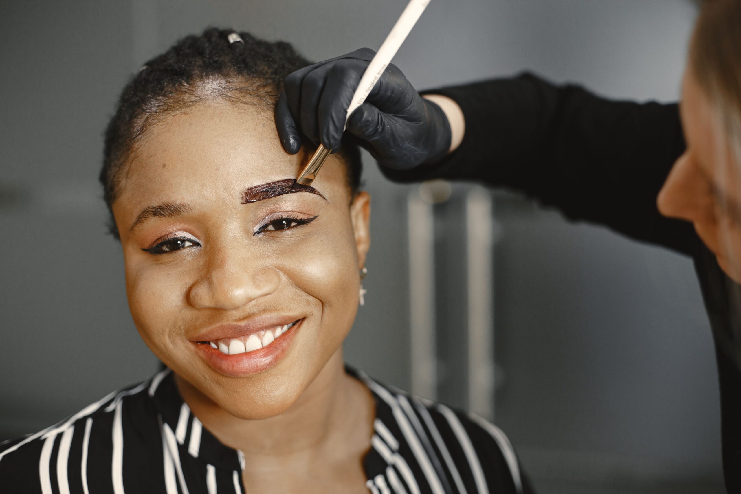 Brow Tinting
